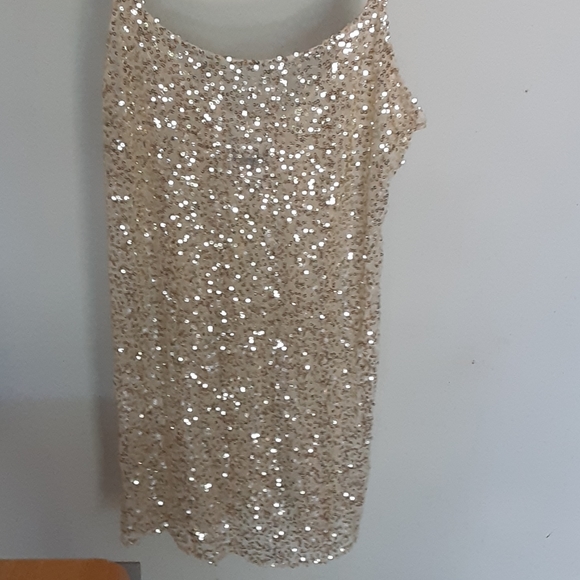 Mini dress - Picture 2 of 2